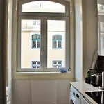 Center Baixa - 3 Bedrooms Apartment Lisbon