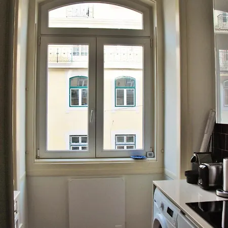 Center Baixa - 3 Bedrooms Daire Lisboa