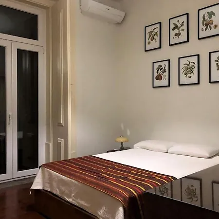 Center Baixa - 3 Bedrooms 리스본