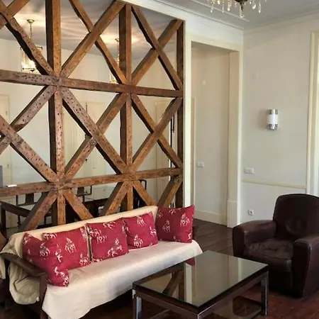 Daire Center Baixa - 3 Bedrooms *