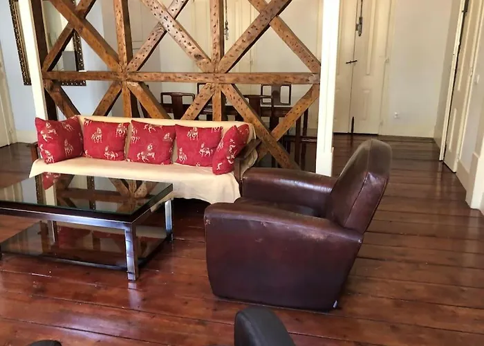 Center Baixa - 3 Bedrooms Лиссабон
