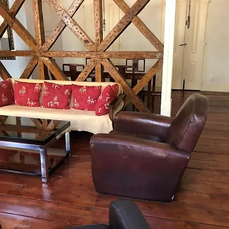 Center Baixa - 3 Bedrooms 리스본